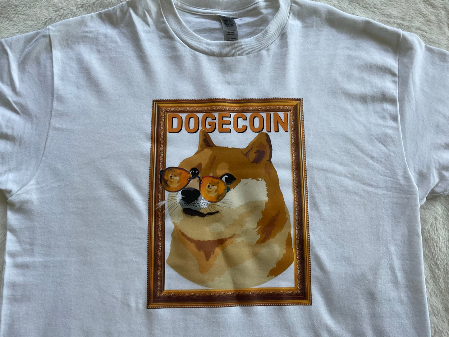 Dogecoin Shades T-Shirt with frame!