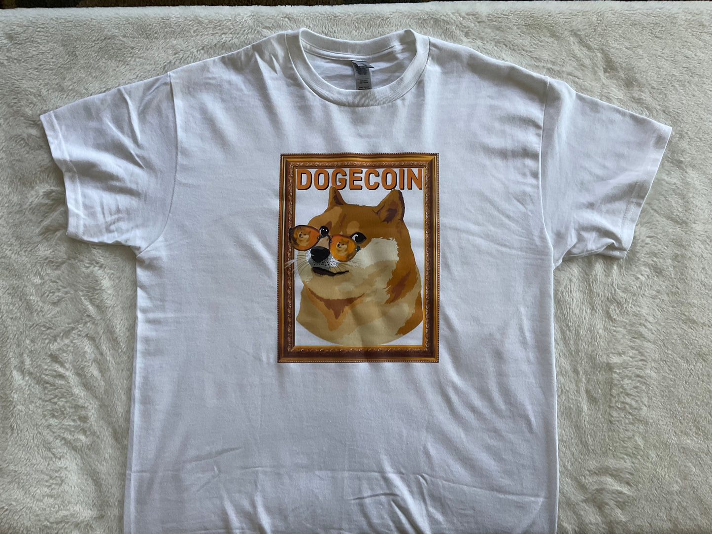 Dogecoin Shades T-Shirt with frame!